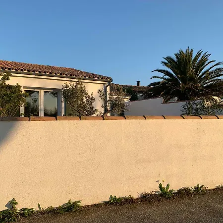 La Maison De L'ocean - A 75 Metres Holiday home *